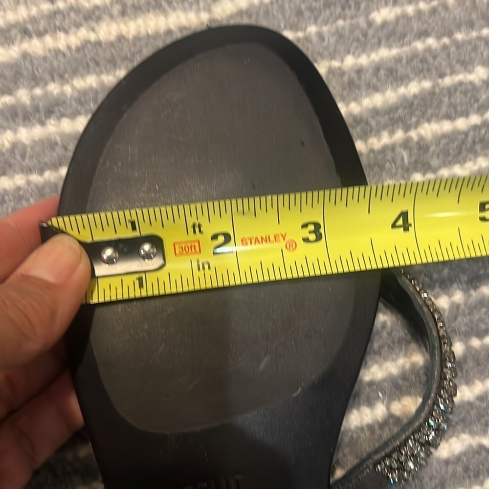 Pelle Moda leather sandals with metal accent, size 8 1/2 - Picture 14 of 16